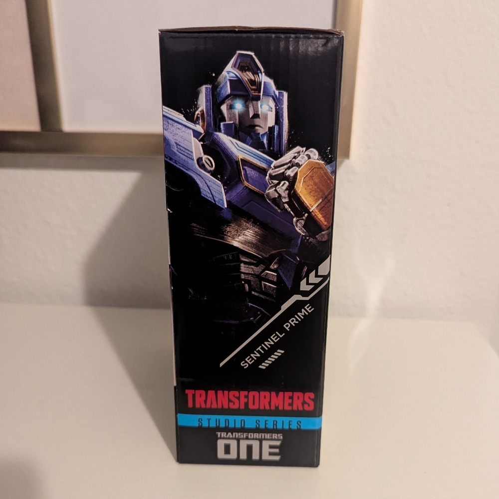 Hasbro Transformers Studio Series Sentinel Prime Transformers One - Picture 4 of 5